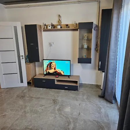 Kayla * Năvodari