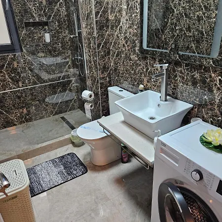 Kayla Апартаменты Нэводари